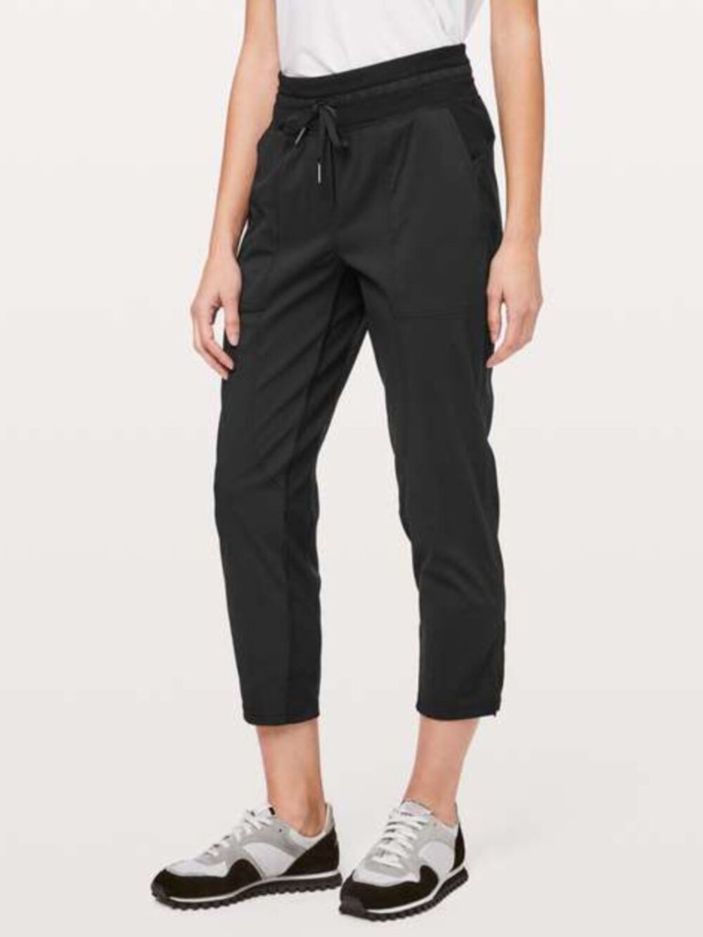 Lululemon Dance studio cropped pants black size 4
